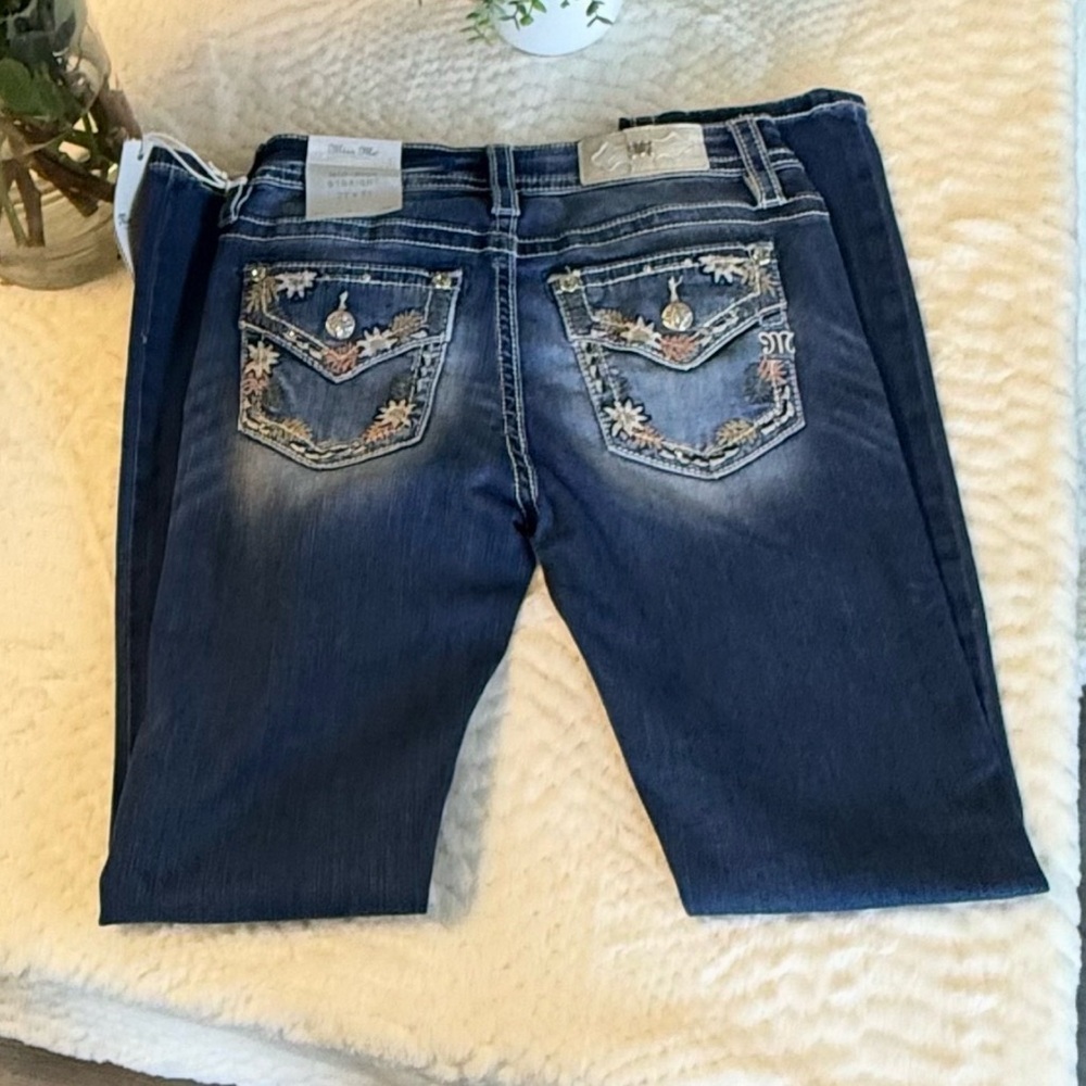 Miss Me Blue Embroidered Cropped Jeans - Picture 3 of 12